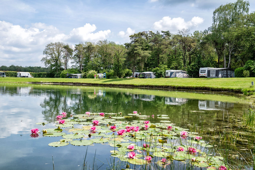 Kampeervakantie Op Camping Aan Het Water In De Achterhoek